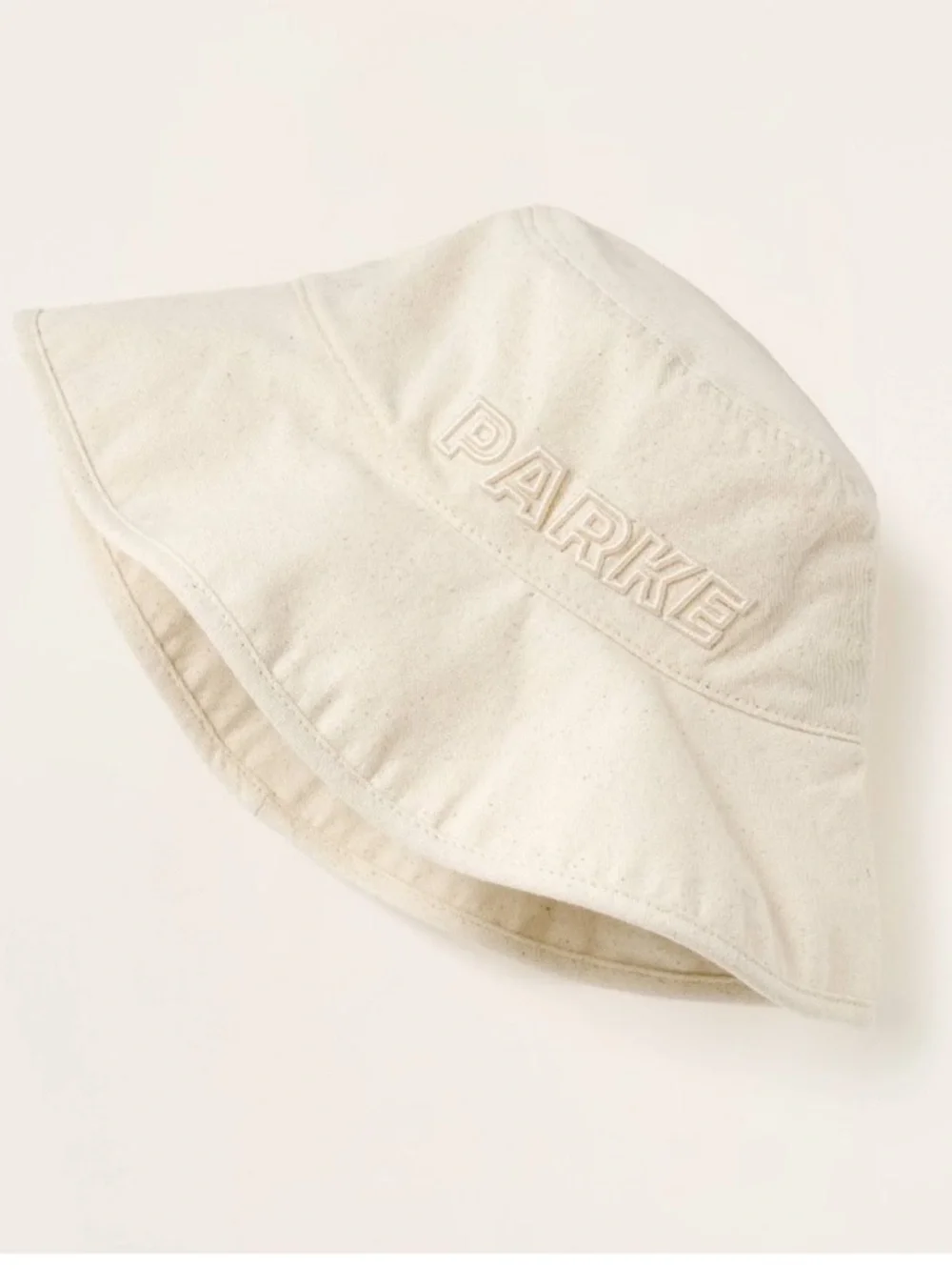 NWT PARKE Cream wonens Bucket Hat - Embroidered Logo OSFM. X Target